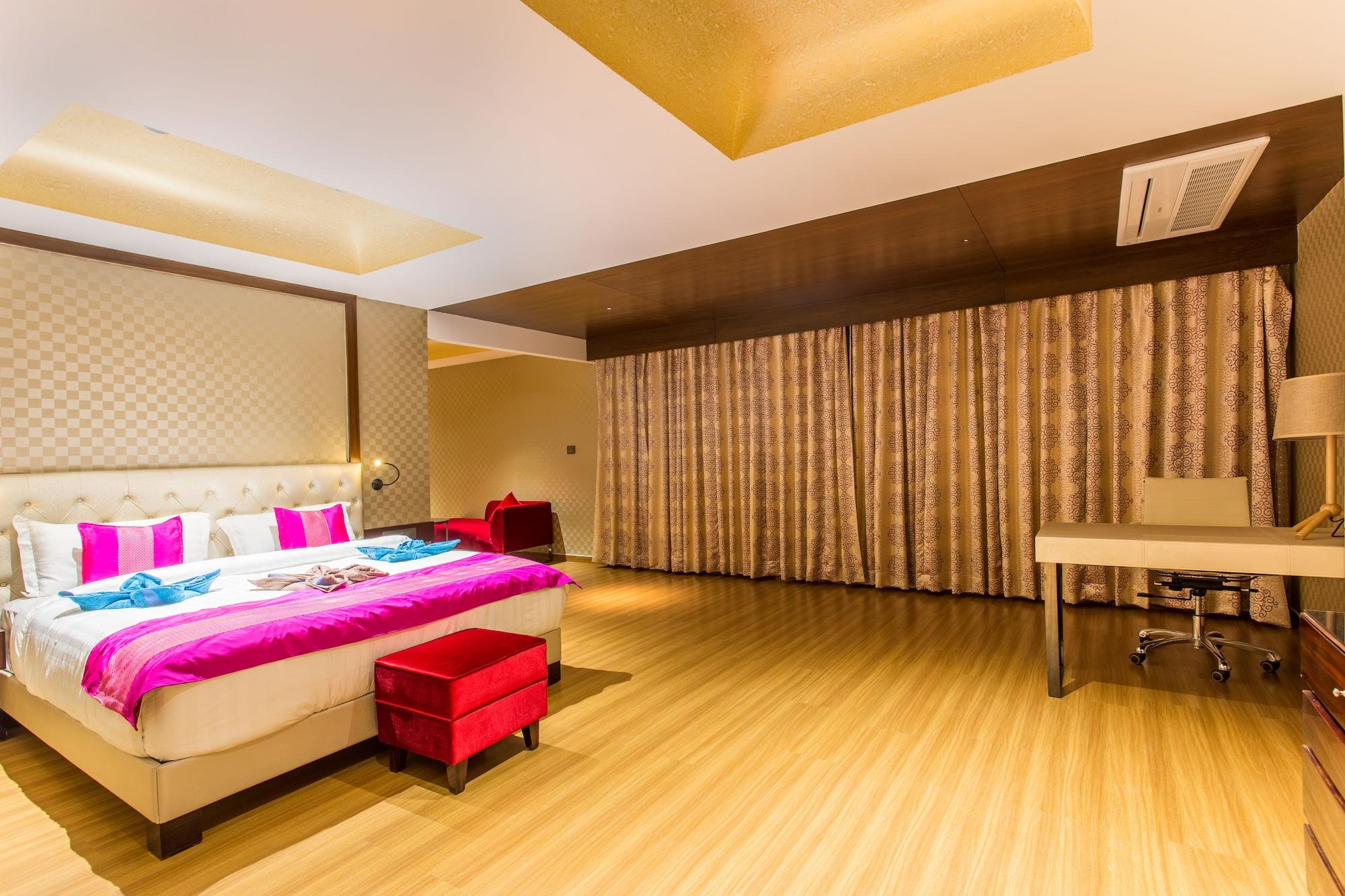 Hotel Abika Elite Удджайн Экстерьер фото