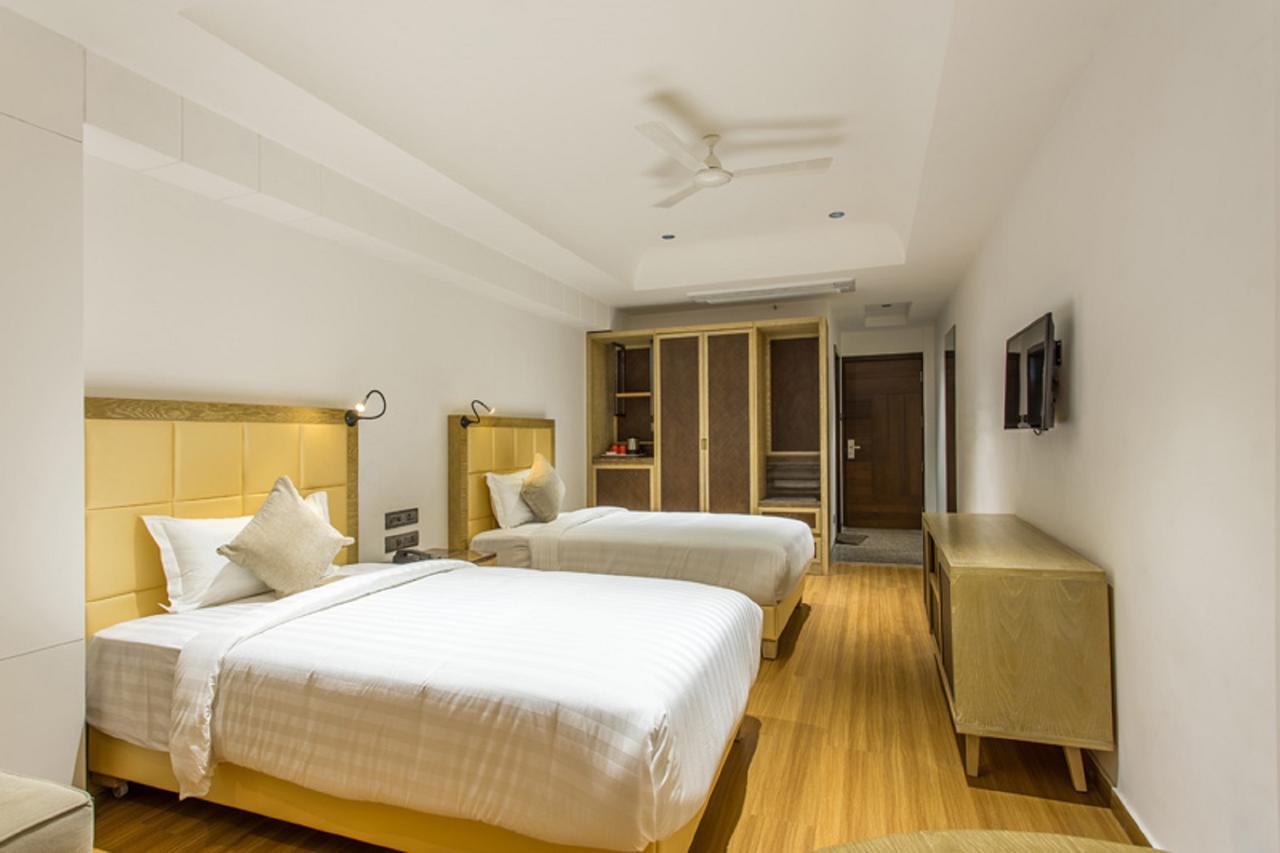 Hotel Abika Elite Удджайн Экстерьер фото