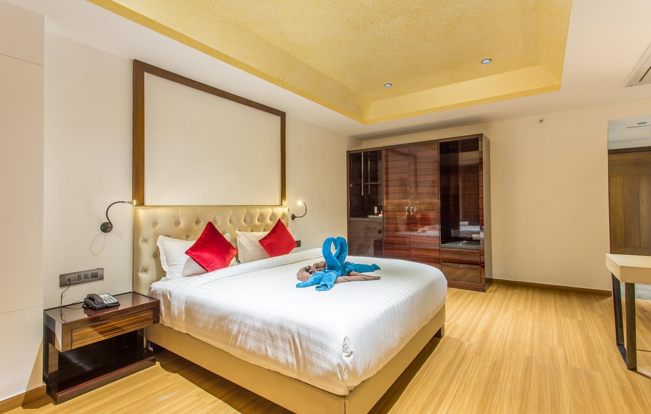 Hotel Abika Elite Удджайн Экстерьер фото