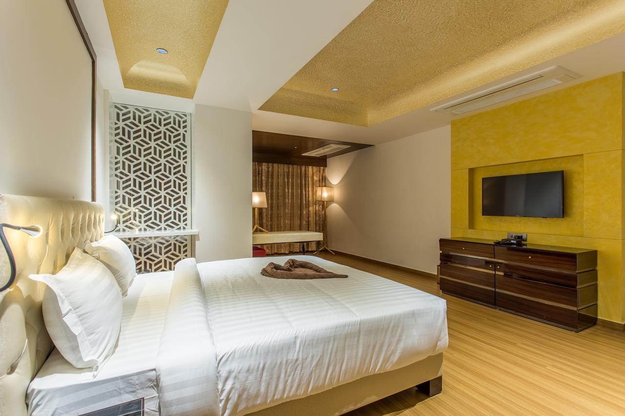 Hotel Abika Elite Удджайн Экстерьер фото