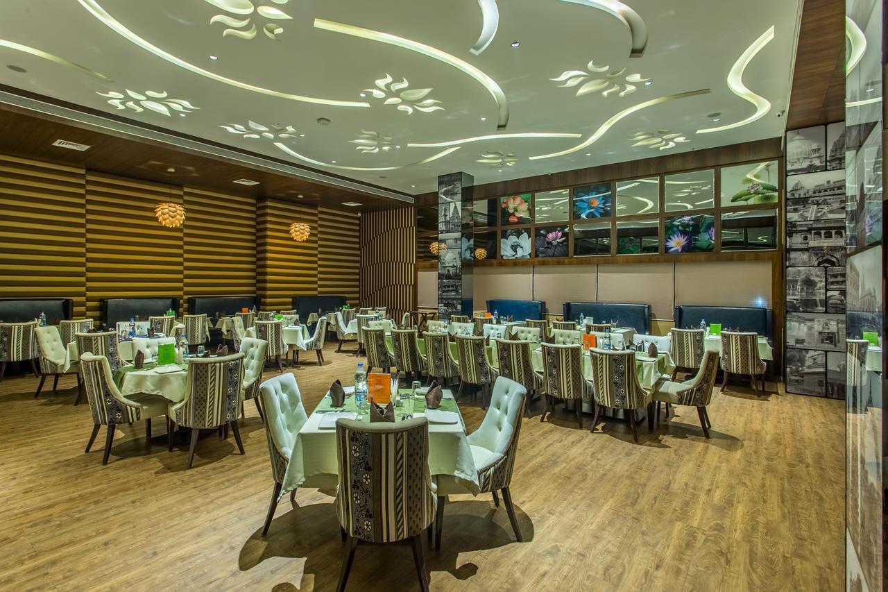 Hotel Abika Elite Удджайн Экстерьер фото